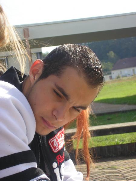 nikos